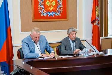 Депутаты определились с датой заседания